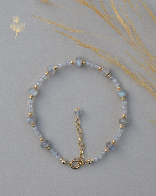 Labradoritový náramek