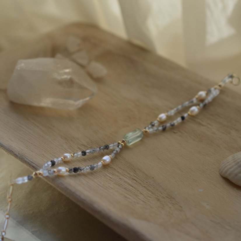 Jemně statečná, zelený ametyst, turmalín v křišťálu, perly, náramek