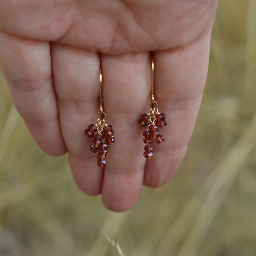 Granátky, náušnice