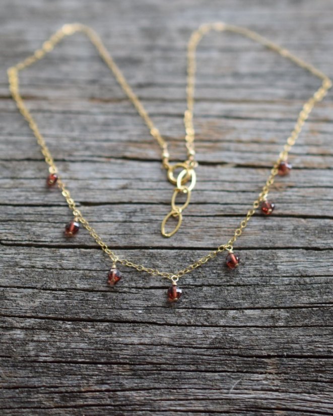 Penízkový s granátky, náhrdelník