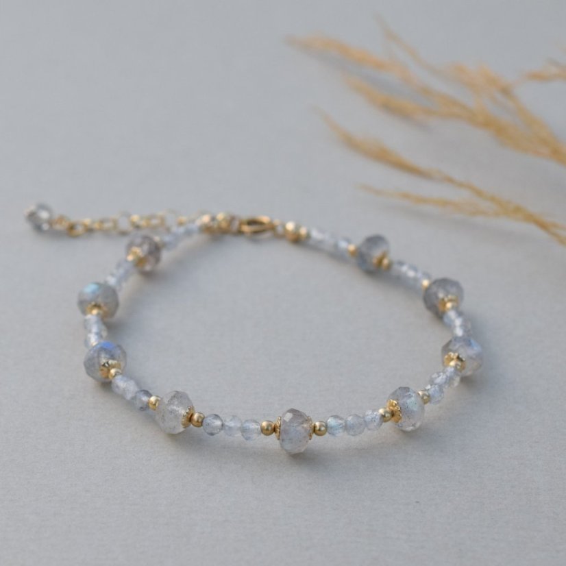 Labradoritový náramek