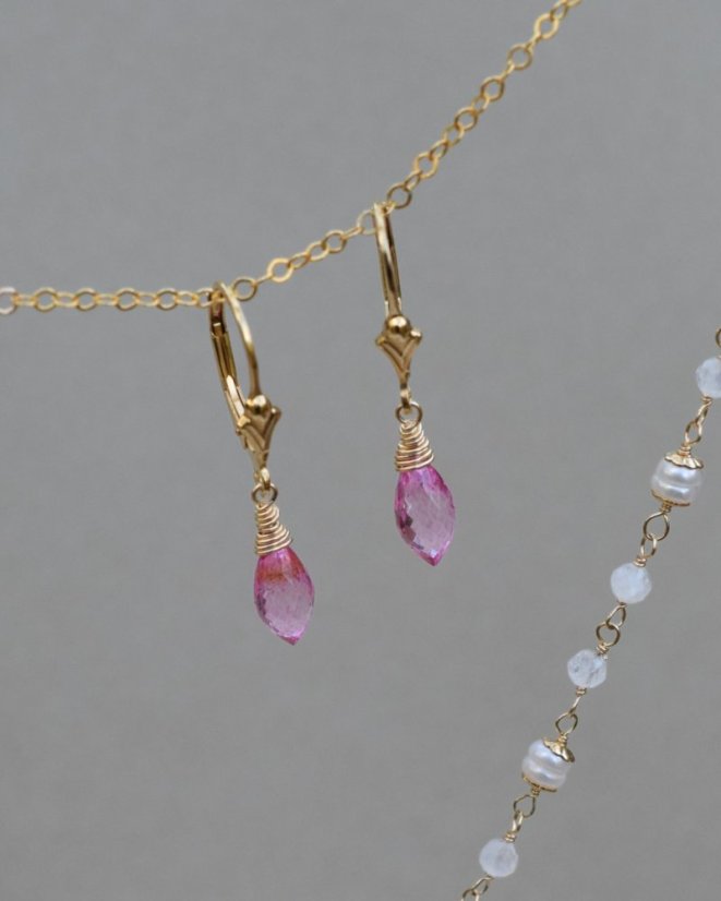 Divoké maliny, pink topaz, náušnice