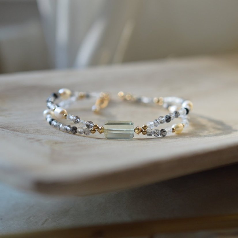 Jemně statečná, zelený ametyst, turmalín v křišťálu, perly, náramek