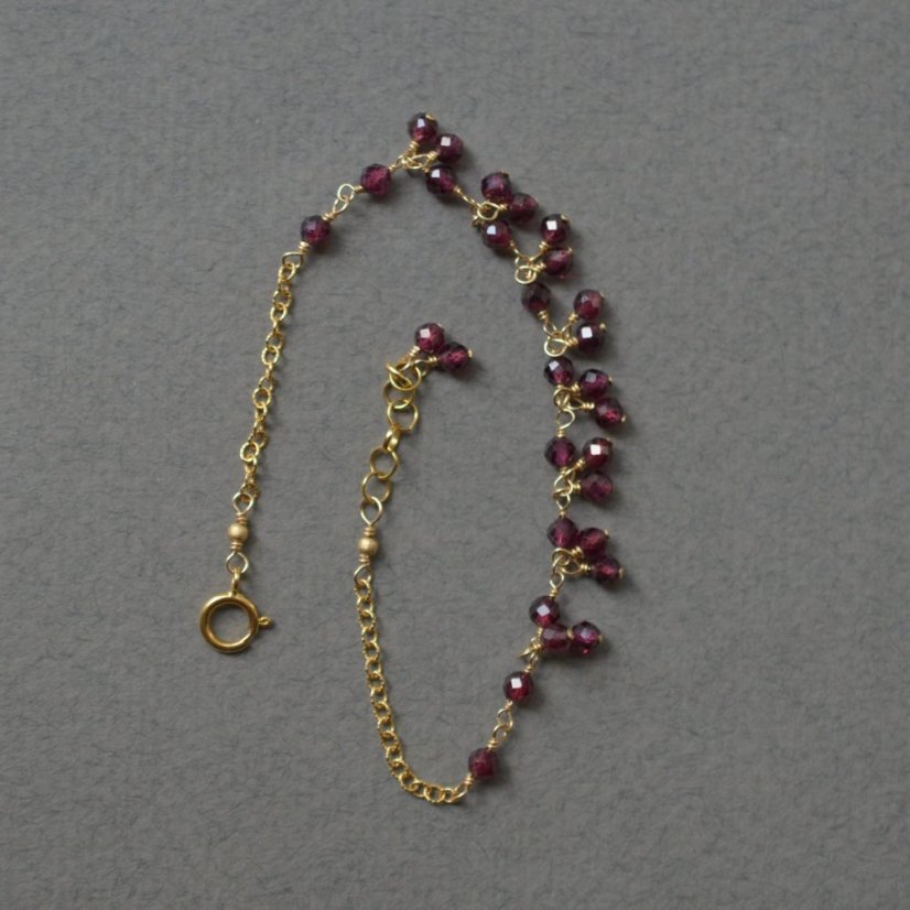 Nespoutaný s granáty rhodolite, náramek