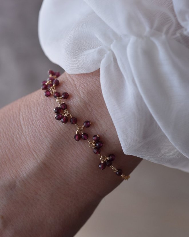 Nespoutaný s granáty rhodolite, náramek