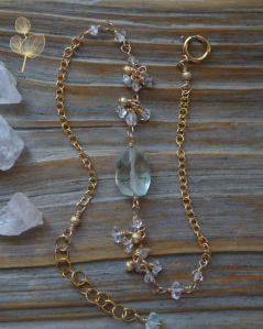 Kamínky ze skal,  náramek akvamarín, hekimer diamond